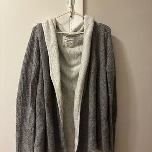 Abercrombie & Fitch Gray Cardigan Sweater